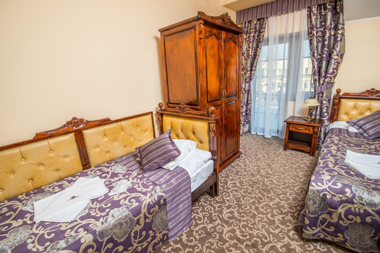 Hotel & Restauracja Gniecki Hrubieszow Habitación foto